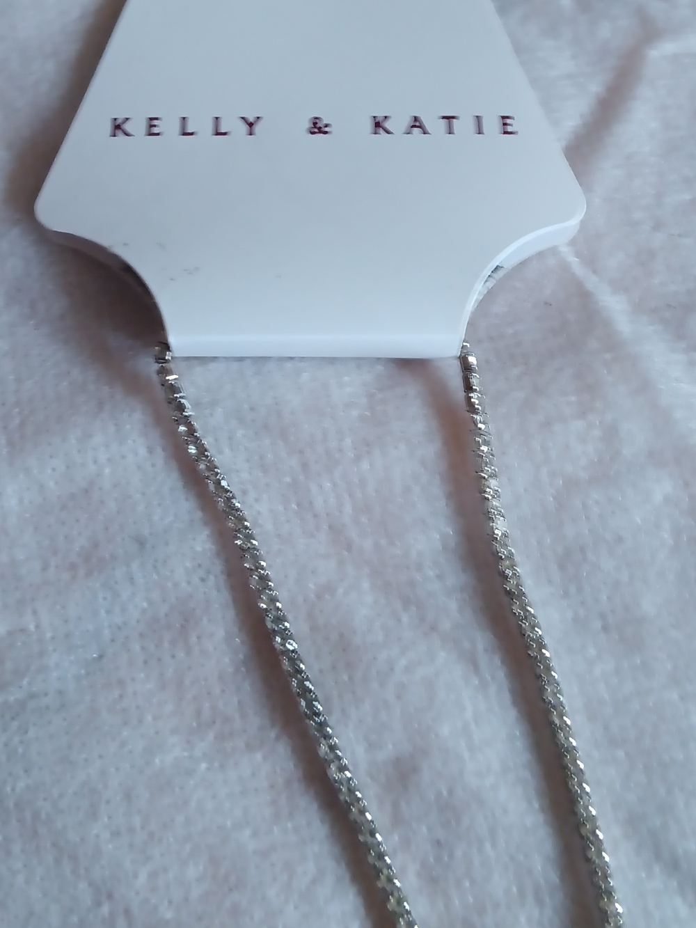 KELLY & KATIE SILVER TONE RHINESTONE NECKLACE